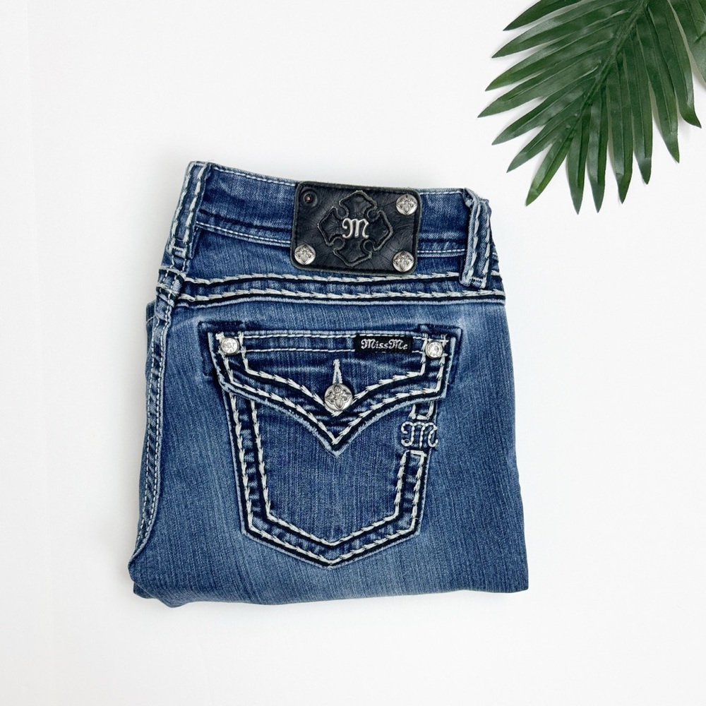 MISS ME Signature Boot Jeans